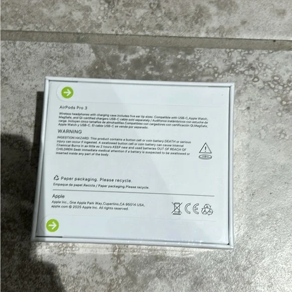 Apple White Wireless Earbuds